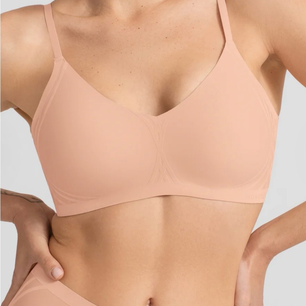 NWT - never opened Honey Love Wireless Silhouette Bra